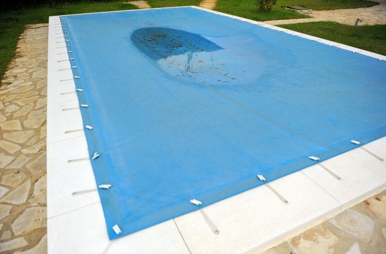 20 Common Swimming Pool Myths | Myths About Swimming Pools